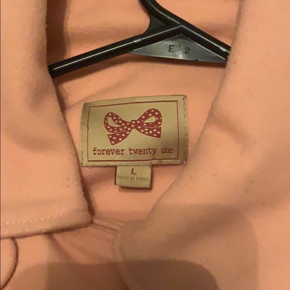 Blazer - Picture 5 of 5